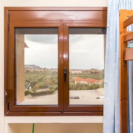 Luxury 2-floor *