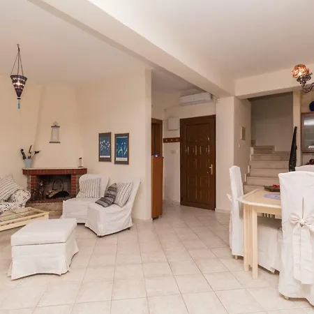 Luxury 2-floor * Skála Foúrkas
